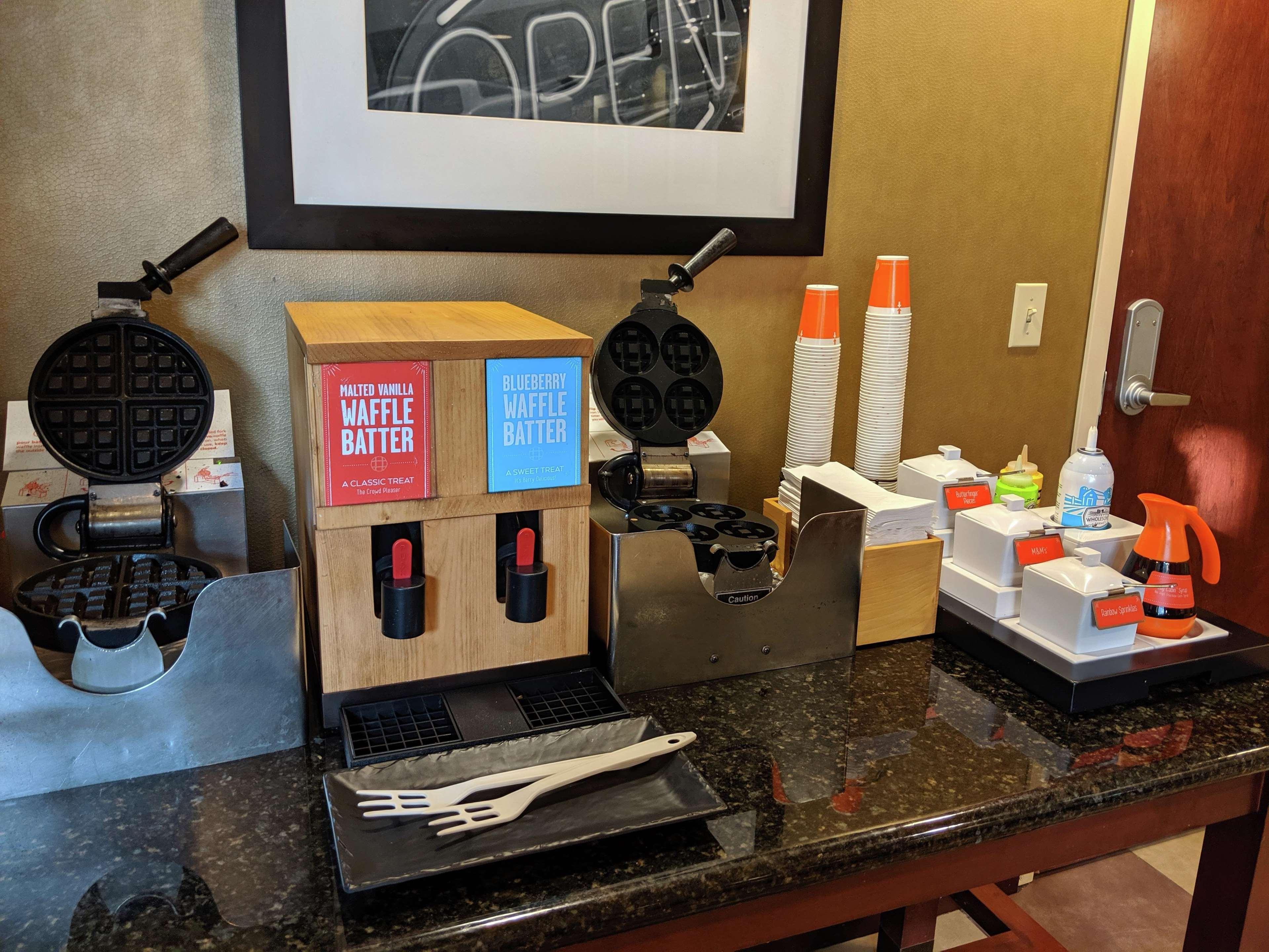 Hampton Inn & Suites Cincinnati-Union Centre West Chester Ngoại thất bức ảnh