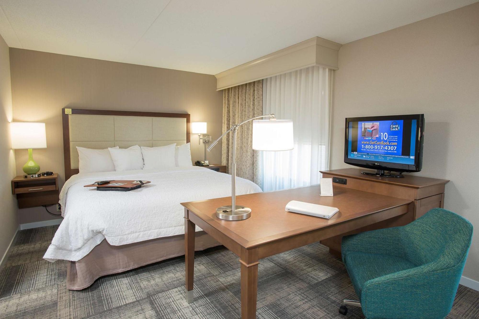 Hampton Inn & Suites Cincinnati-Union Centre West Chester Ngoại thất bức ảnh