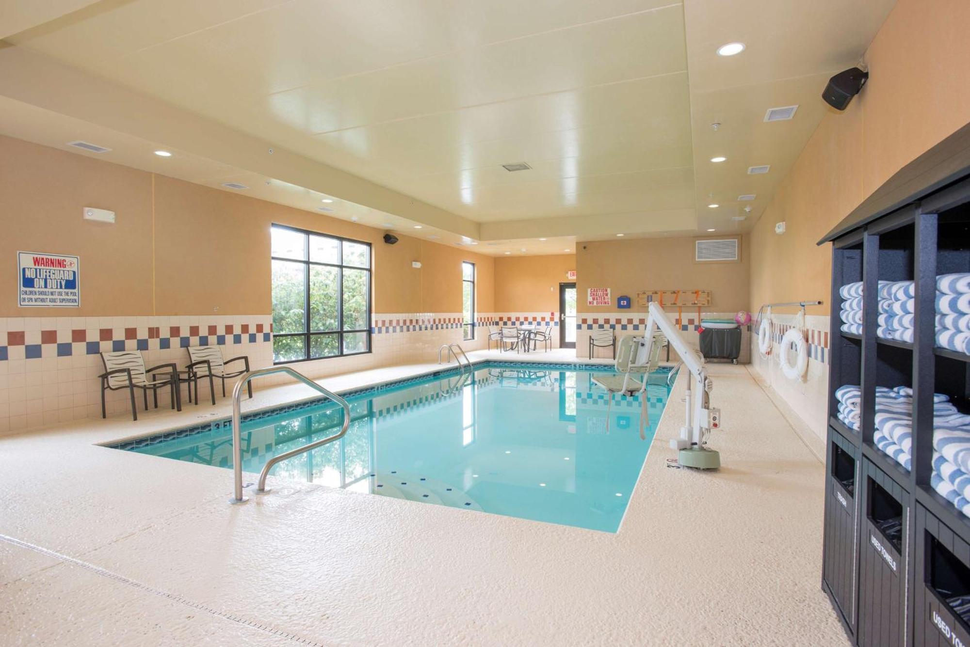 Hampton Inn & Suites Cincinnati-Union Centre West Chester Ngoại thất bức ảnh